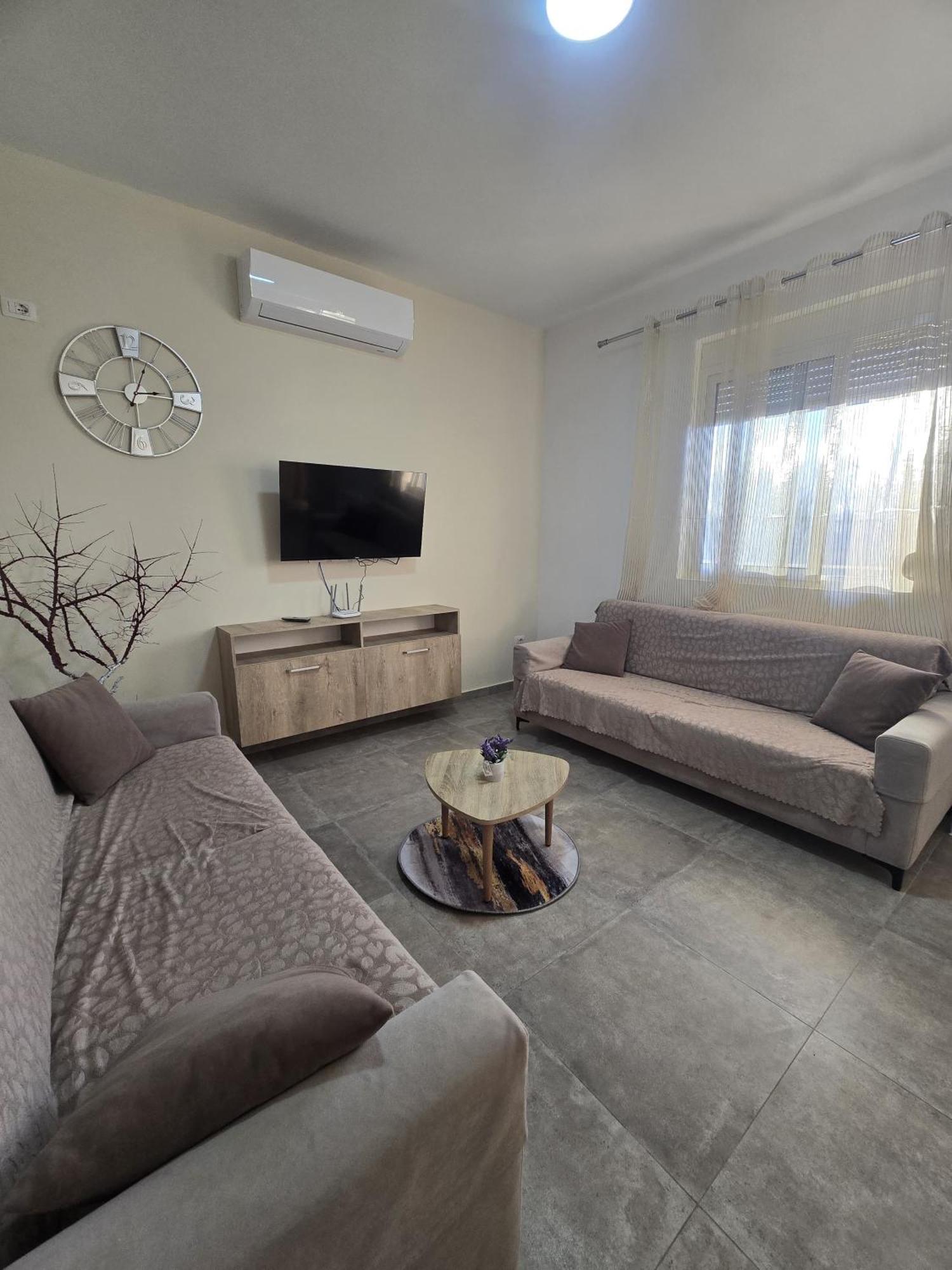 Villa Rei Baks-Rrjoll Εξωτερικό φωτογραφία
